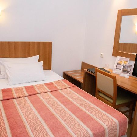 Leto Boutique Hotel 阿格里尼翁 外观 照片