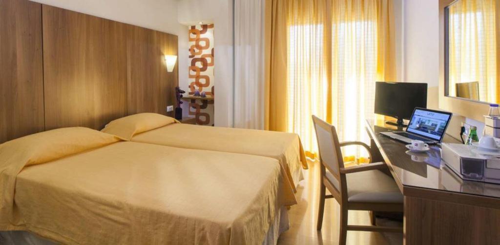 Leto Boutique Hotel 阿格里尼翁 外观 照片